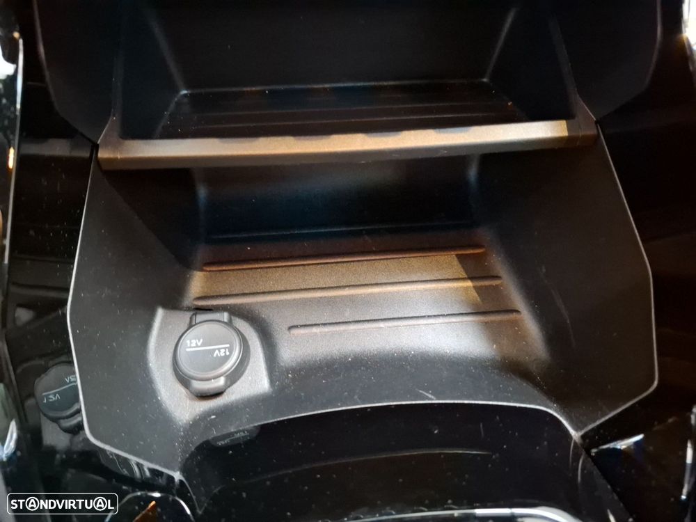 Peugeot e-2008 54 kWh Style - 18