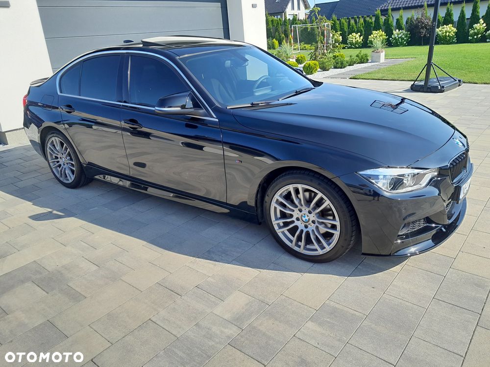 BMW Seria 3 330i - 4