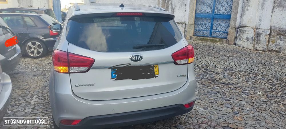 Kia Carens 1.7 CRDi ISG TX - 1