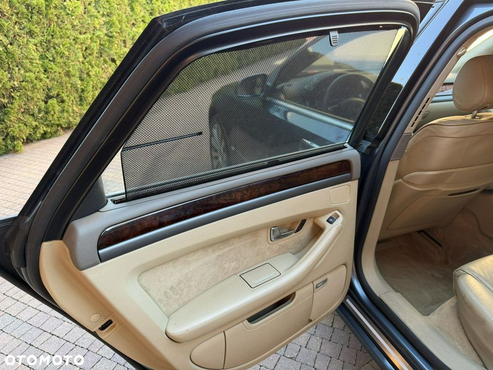Audi A8 - 17