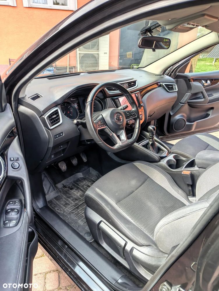 Nissan Qashqai - 12