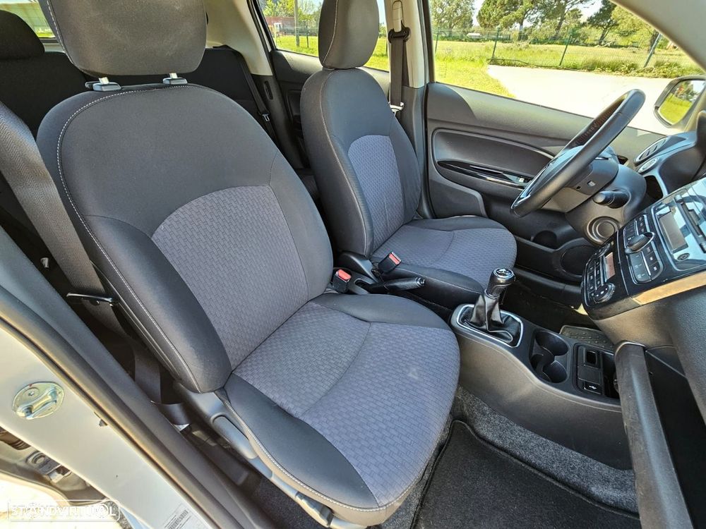 Mitsubishi Space Star 1.2 Intense - 25