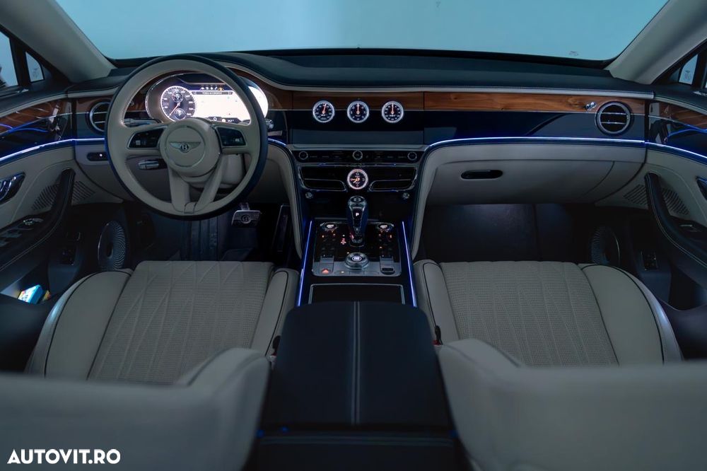 Bentley Flying Spur V8 - 18