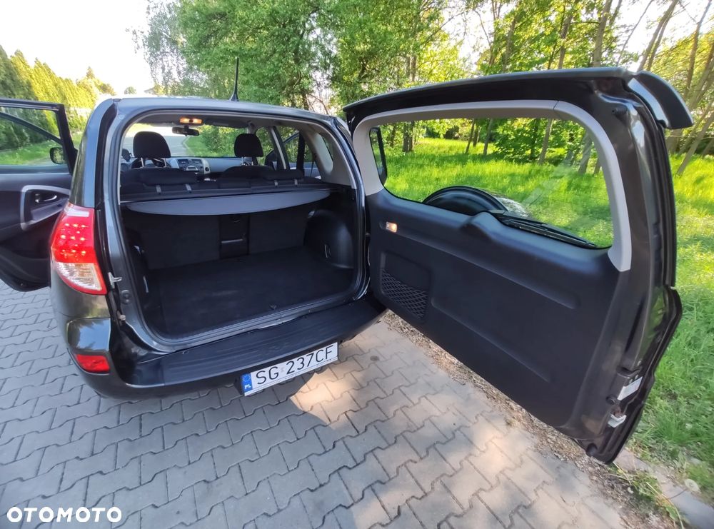 Toyota RAV4 2.0 4x4 Sol - 22