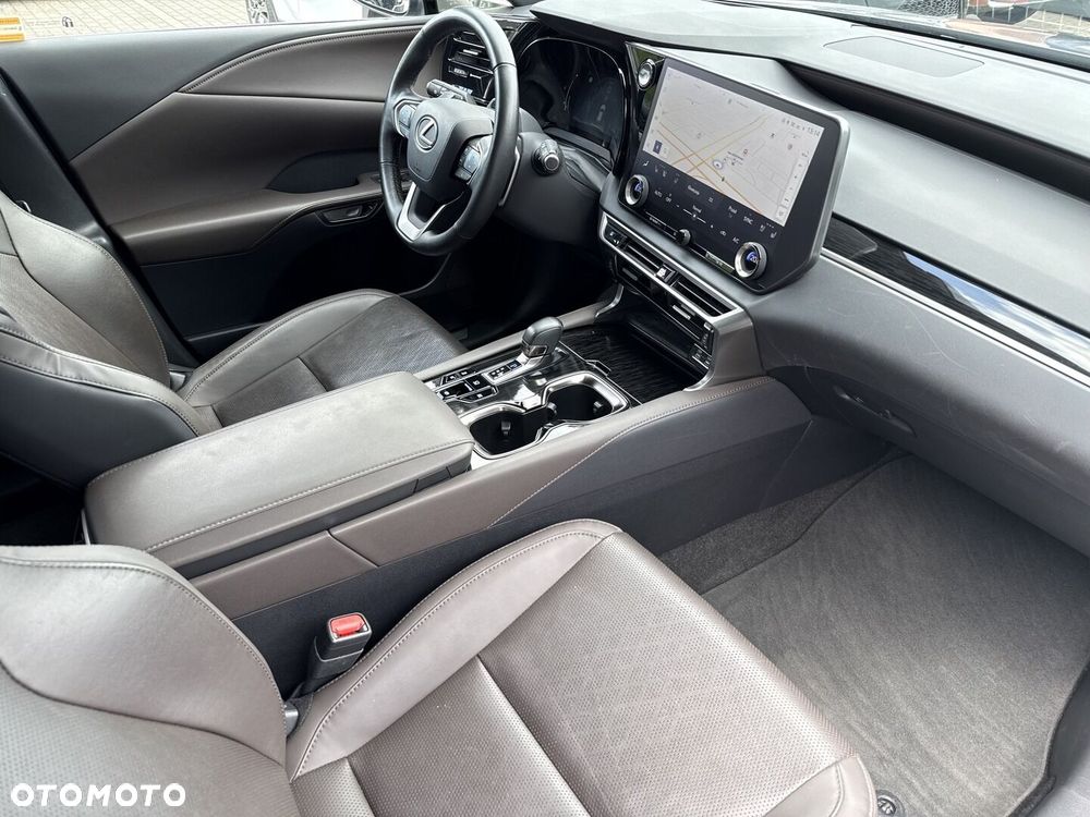 Lexus RX - 11