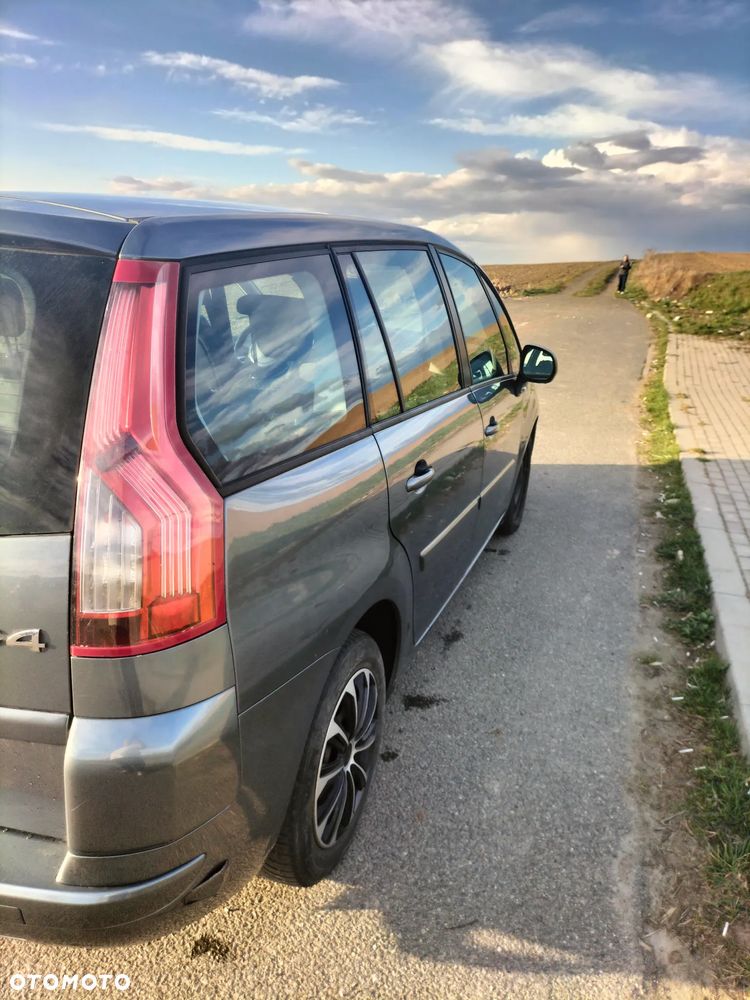 Citroën C4 Picasso 1.6 HDi Impress - 16