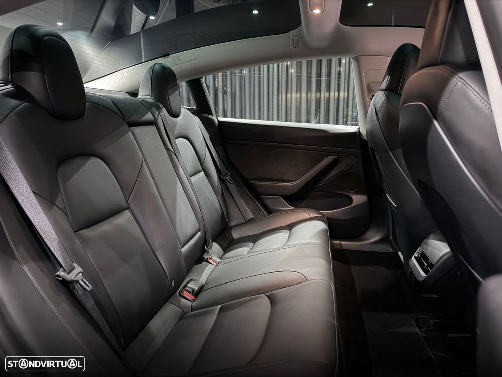 Tesla Model 3 Standard Range Plus RWD - 35