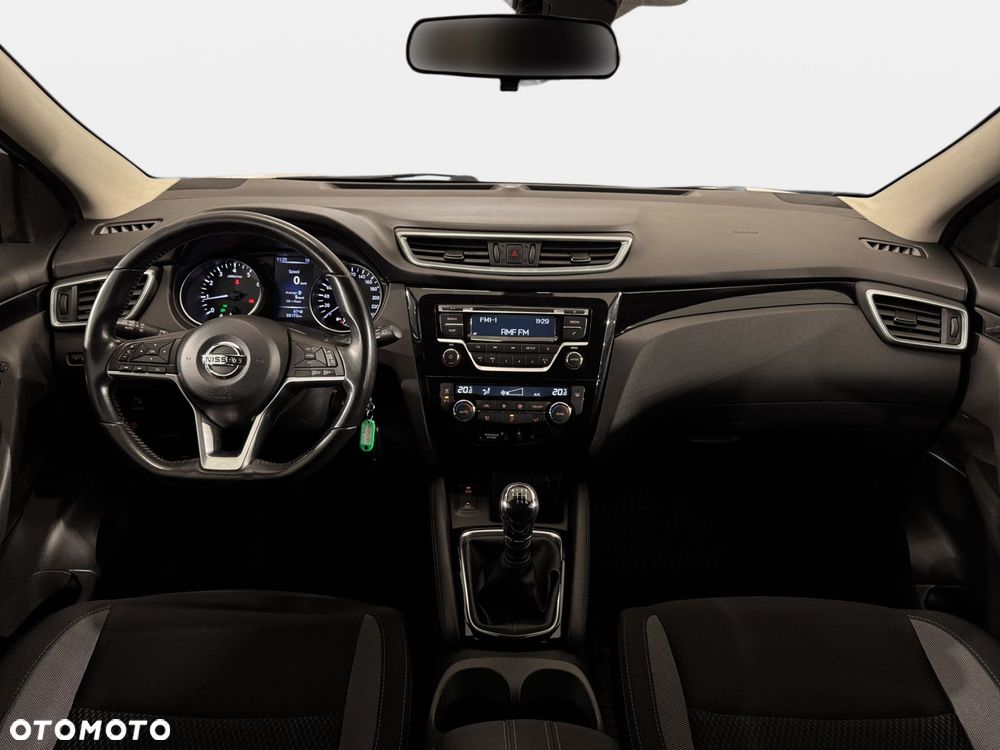 Nissan Qashqai - 15