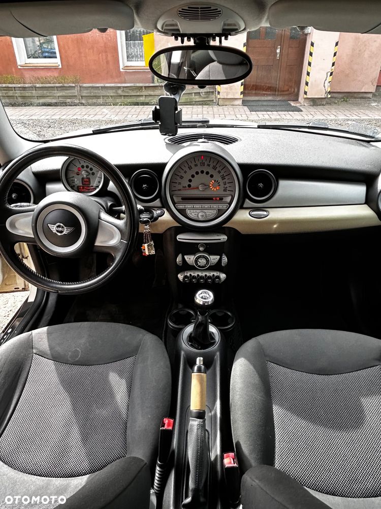 MINI ONE Standard - 10