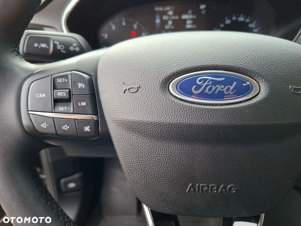 Ford Focus 1.0 EcoBoost Titanium - 19