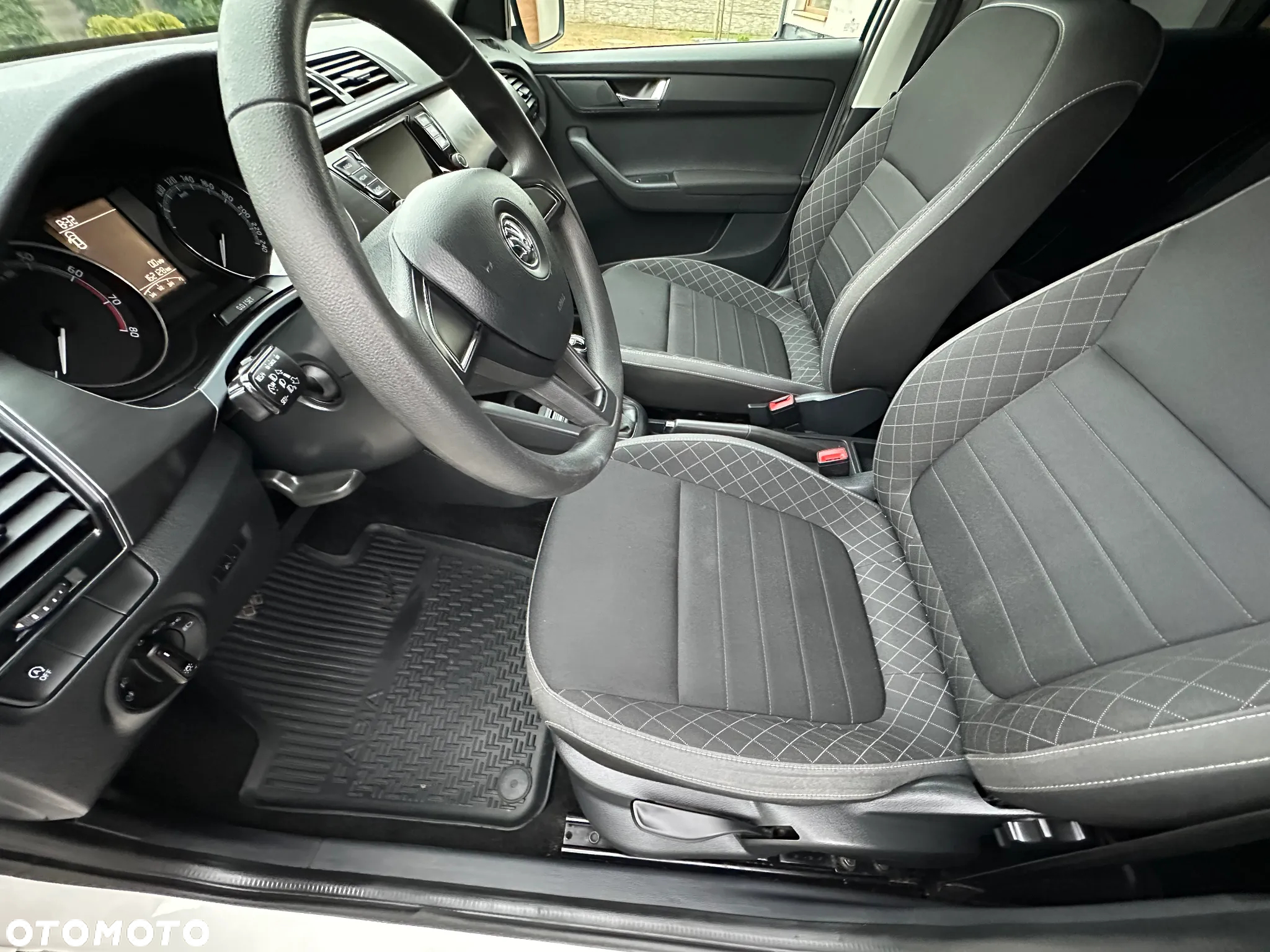 Skoda Fabia - 13