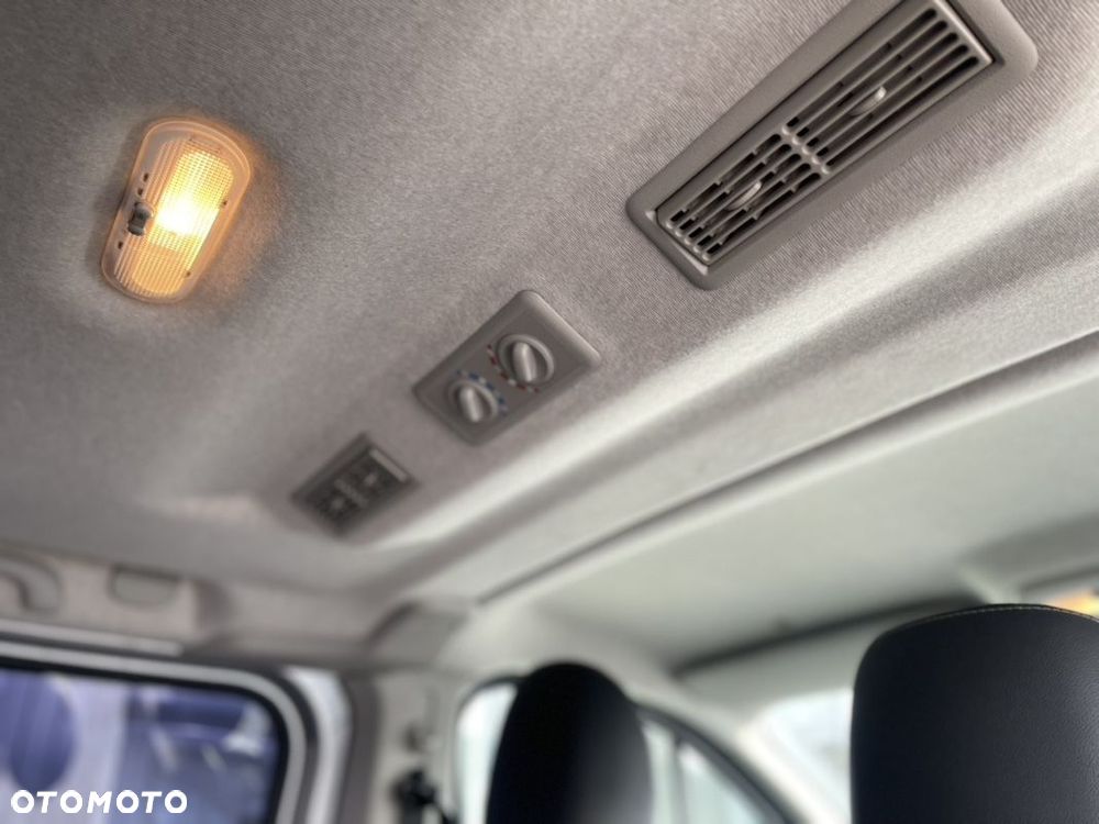 Renault Trafic - 22