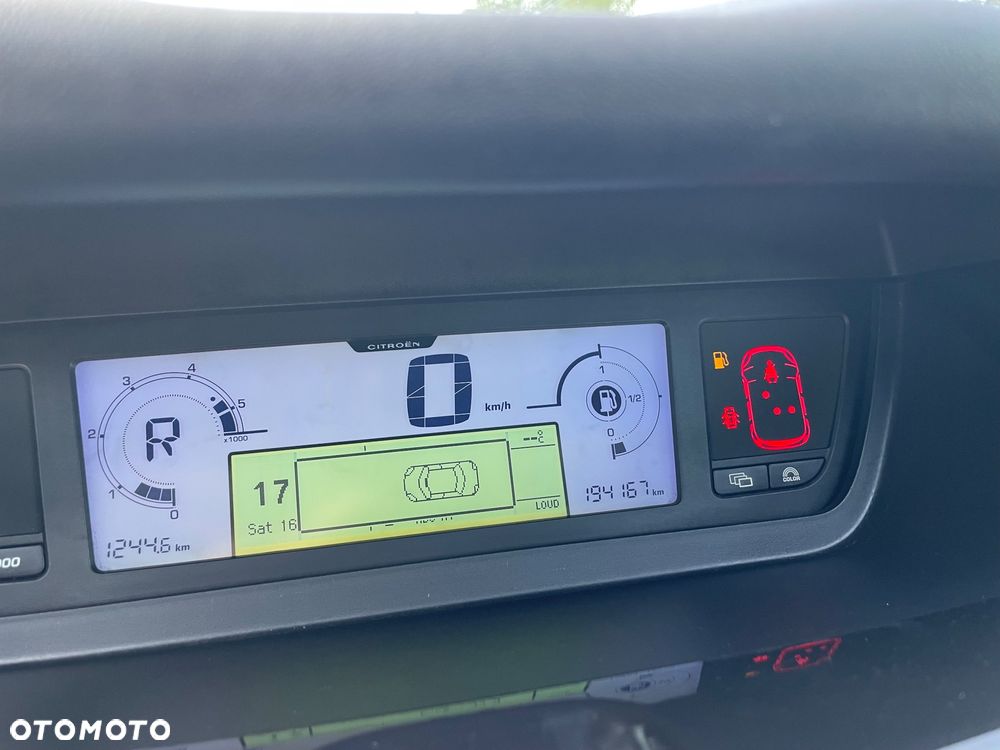 Citroën C4 Grand Picasso 1.6 HDi FAP EGS6 Exclusive - 33