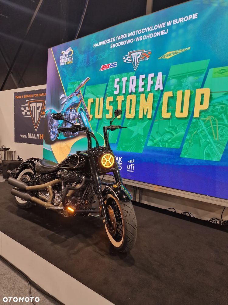 Yamaha Road Star - 10