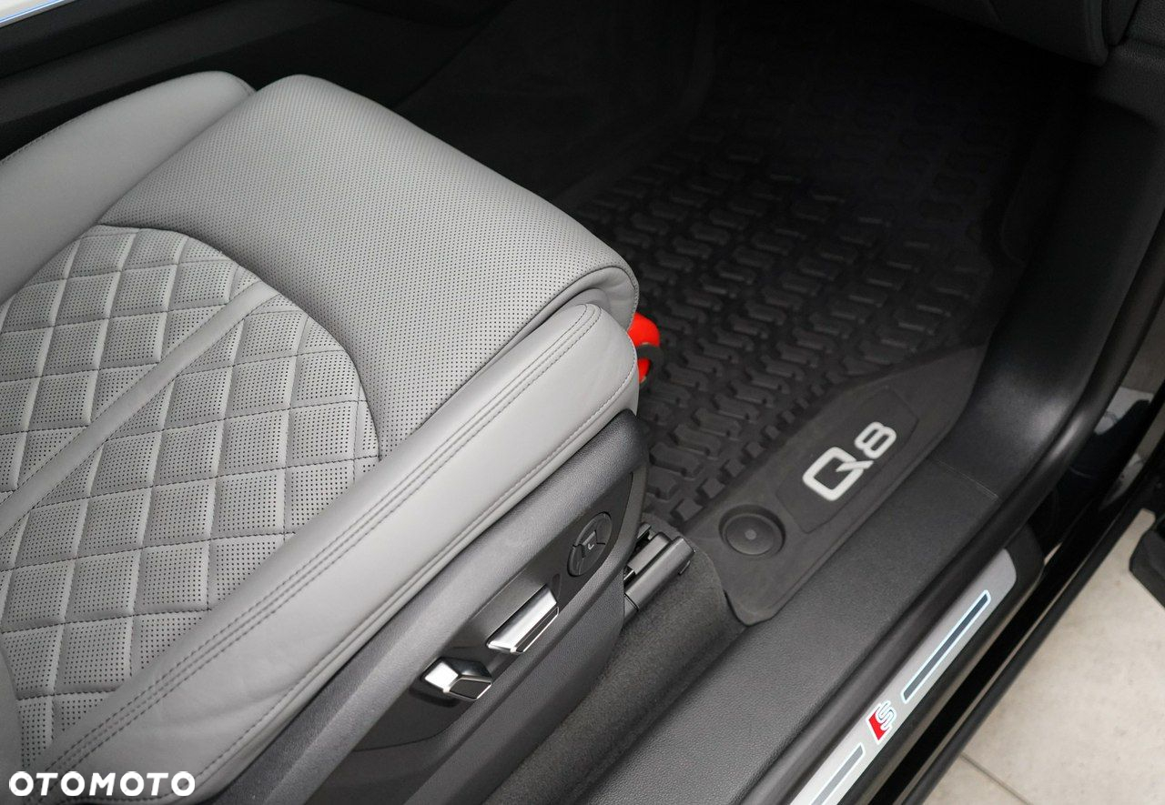 Audi Q8 - 28