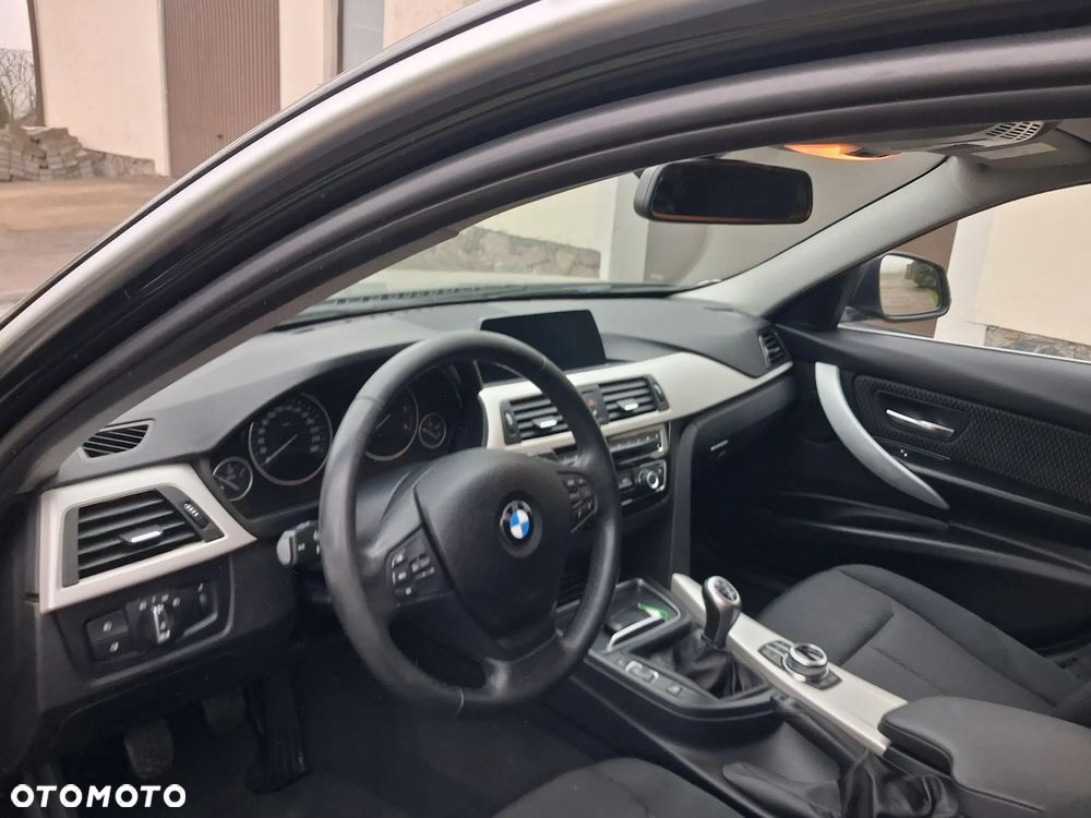 BMW Seria 3 316d Modern Line - 6