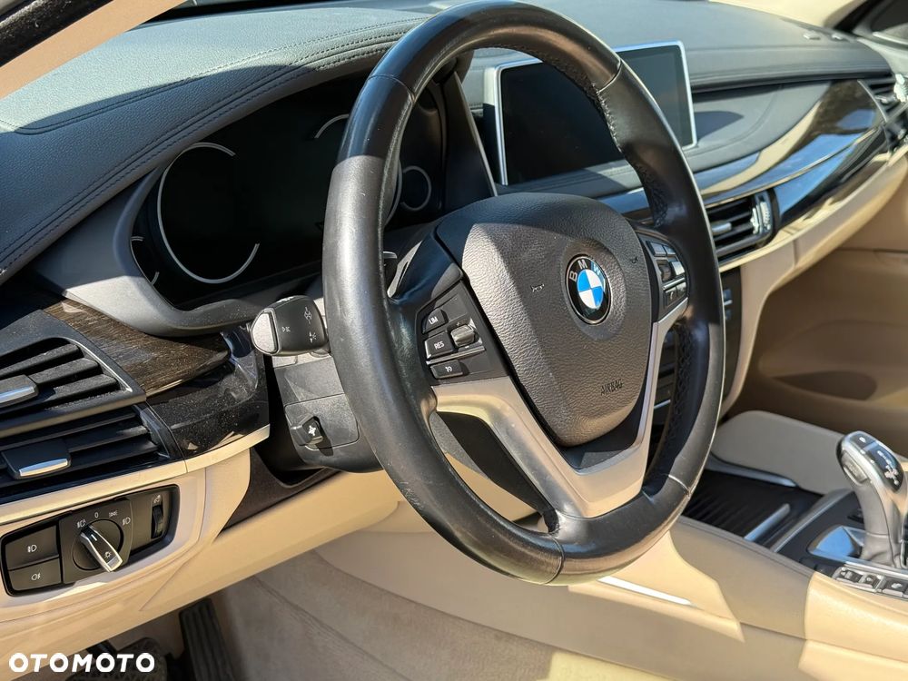BMW X6 xDrive30d - 25