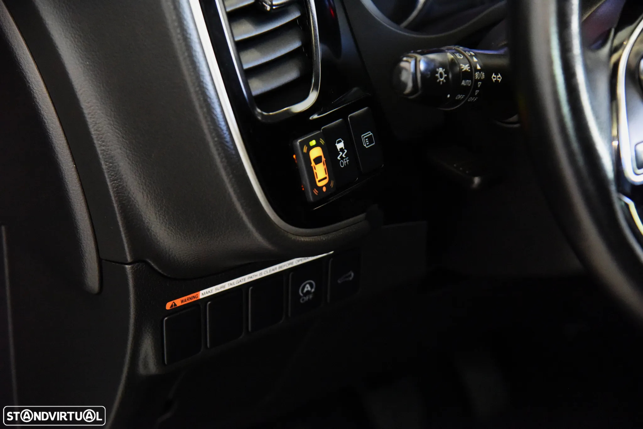 Mitsubishi Outlander 2.2 DI-D Intense+ - 10