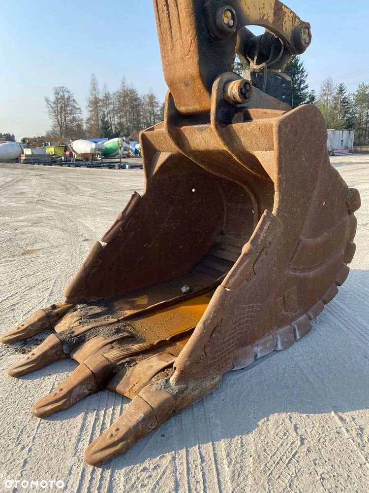 Komatsu PC700LC -8EO / 2016 / Full Serwis Komatsu / 66 ton / 6 m3 / - 24