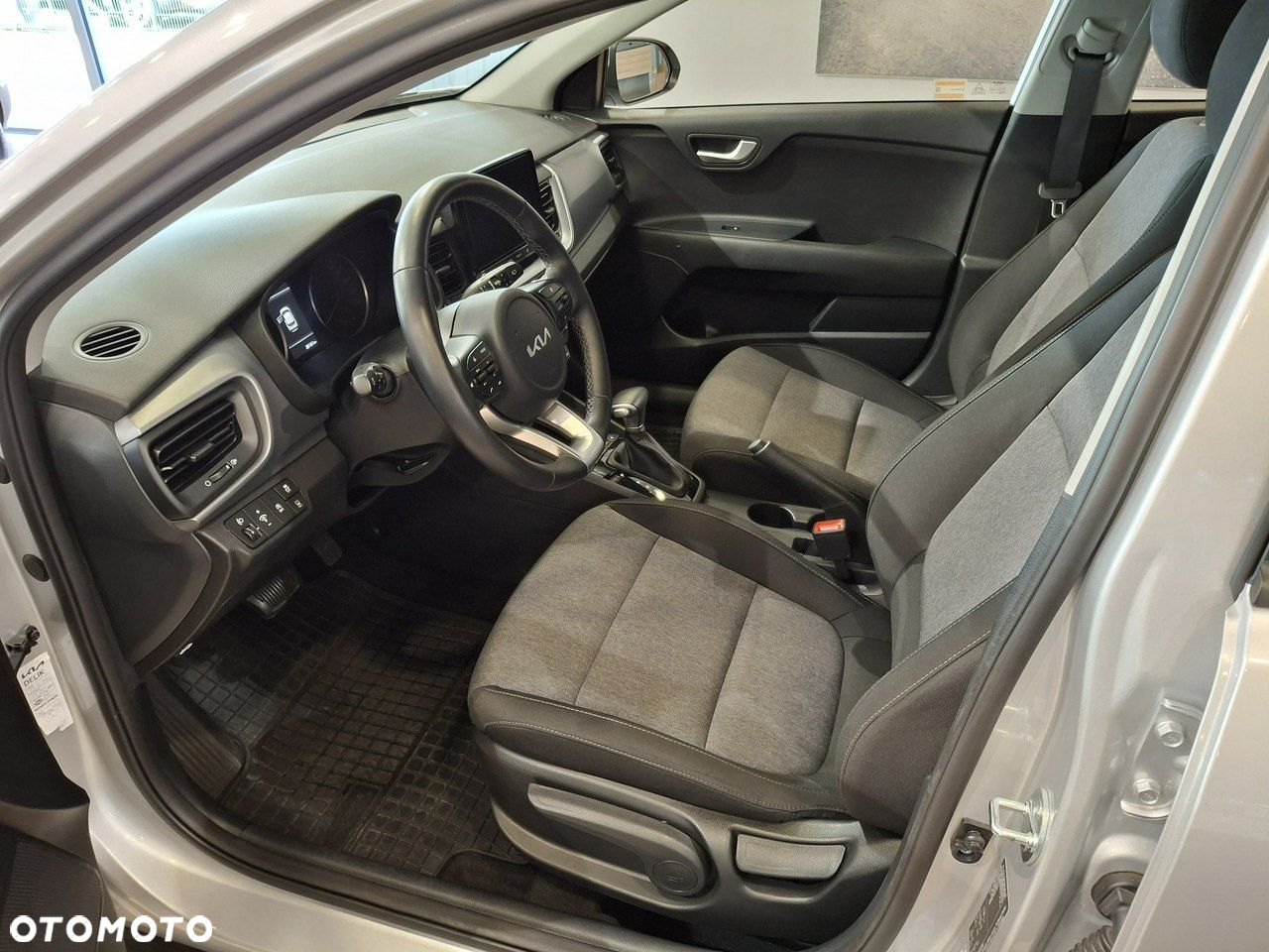 Kia Stonic 1.0 T-GDI M DCT - 11