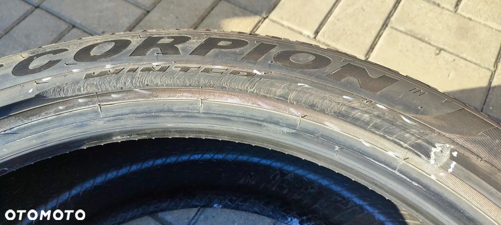 OPONY ZIMOWE 285/40R22 110V PIRELLI SCORPION WINTER (4420) Zadarty rant ochronny 2 SZTUKI PARA - 10