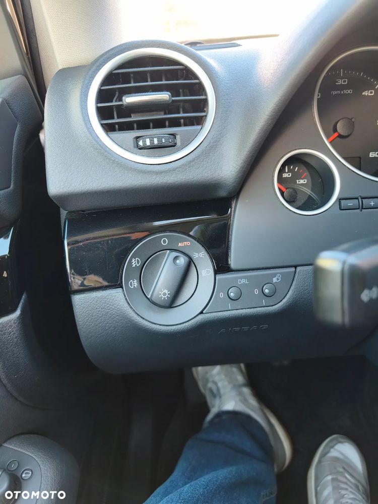 Seat Exeo 2.0 TDI DPF Sport - 4