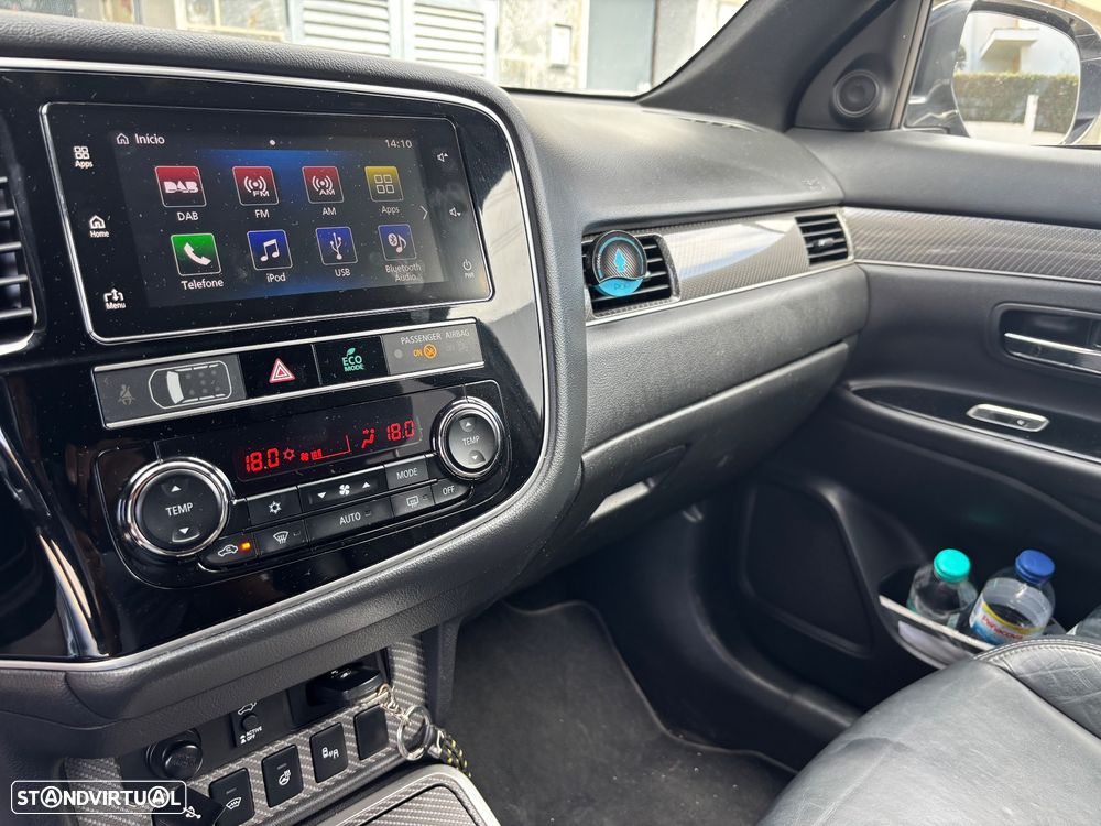 Mitsubishi Outlander - 14