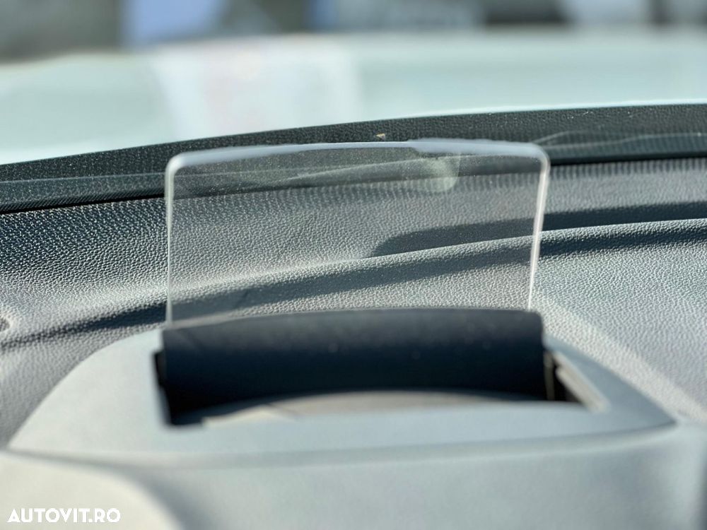 Mitsubishi Eclipse-Cross - 16