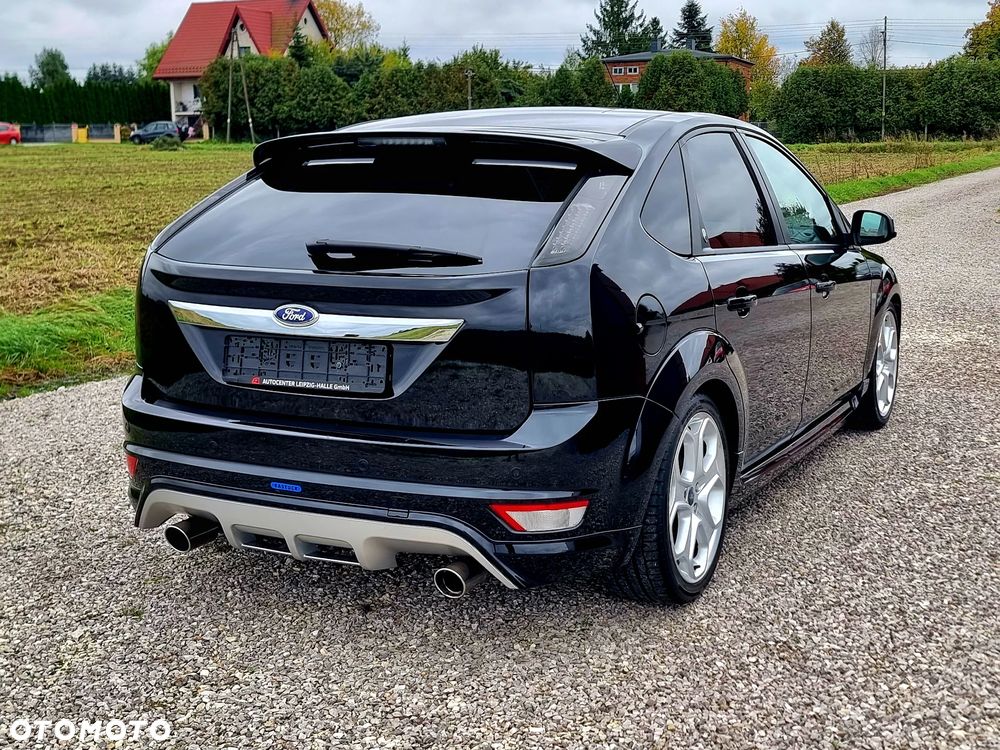 Ford Focus 2.0 16V Sport - 8