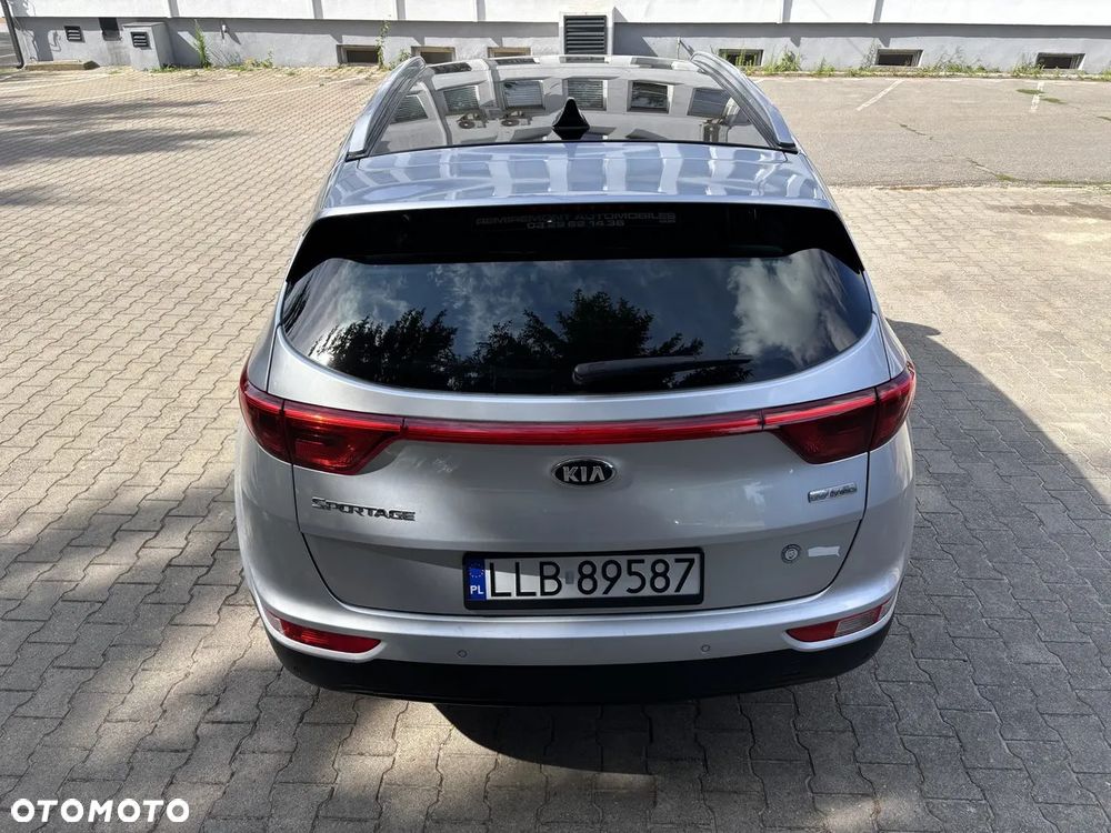 Kia Sportage 1.7 CRDI 2WD ISG Dream-Team Edition - 9