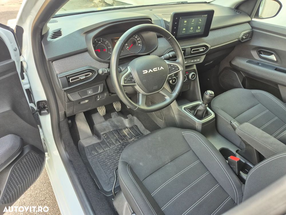 Dacia Sandero TCe 90 MT5 Expression - 9