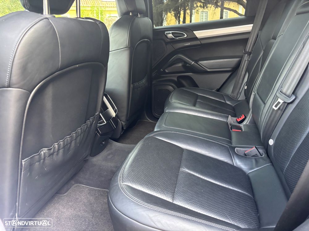 Porsche Cayenne II Platinum Edition - 5