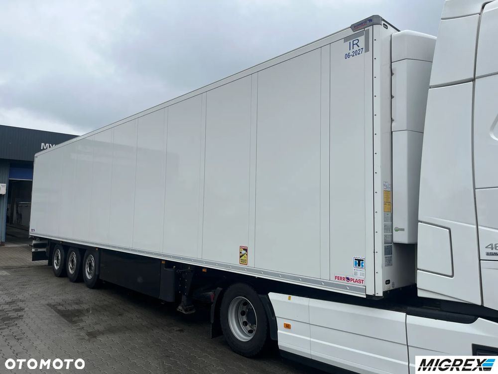 Schmitz Cargobull SKO - 3