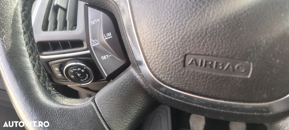 Ford Focus 1.6 TDCI DPF Trend - 17