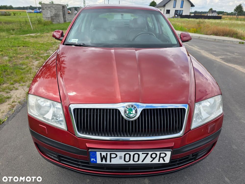 Skoda Octavia 1.6 Ambiente - 2