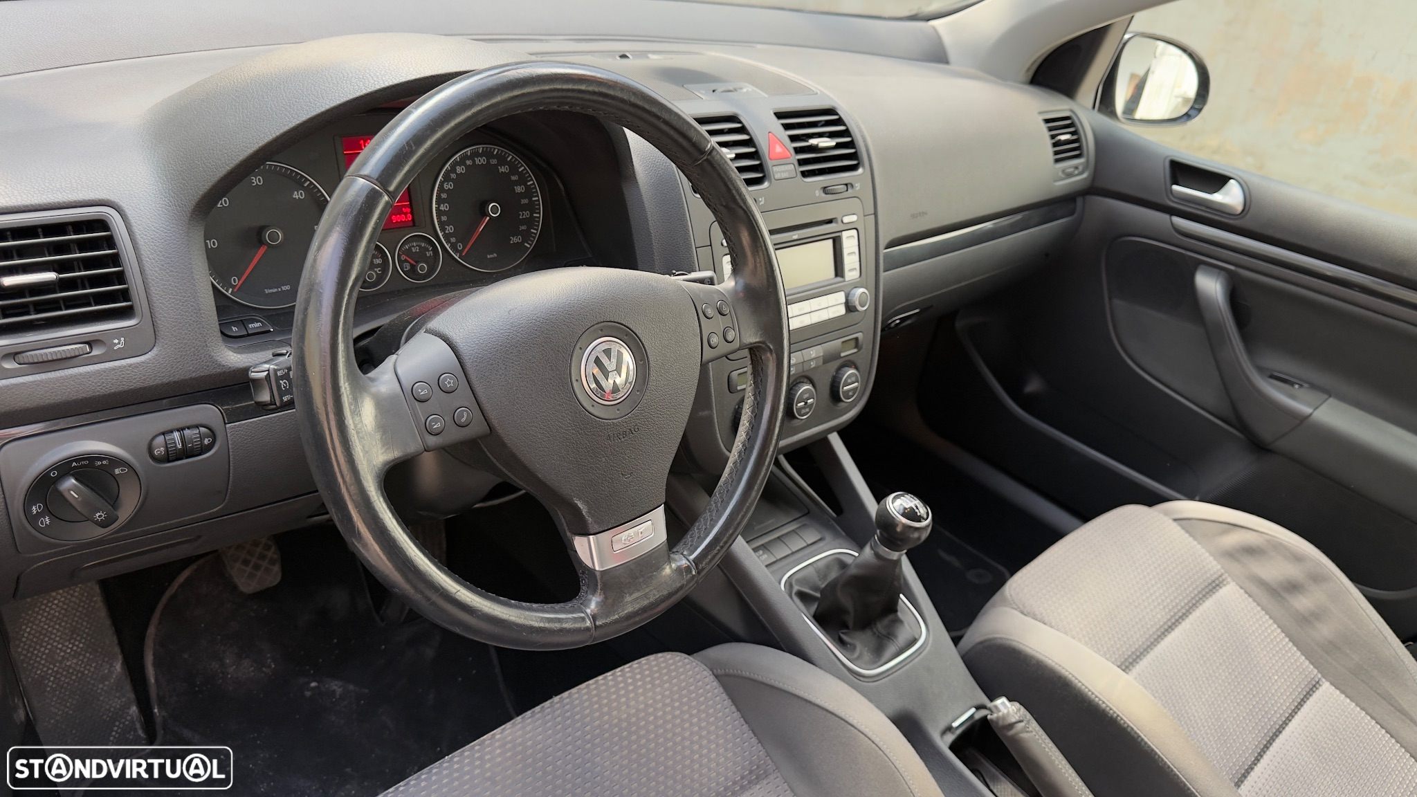 VW Golf 2.0 TDi GT Sport - 18
