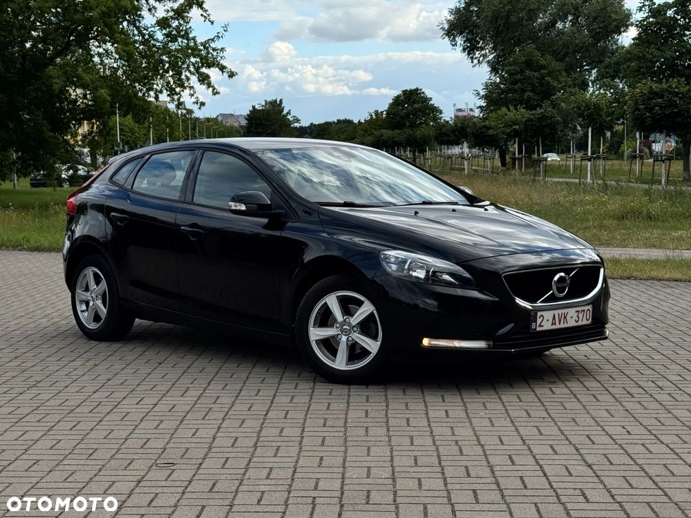 Volvo V40 D2 Momentum - 11