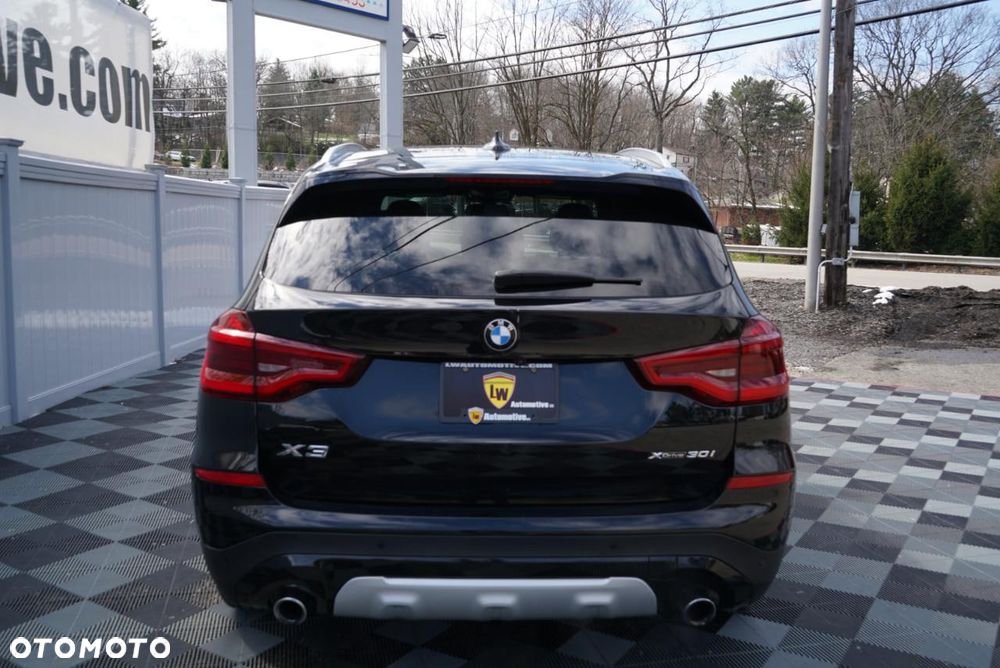 BMW X3 xDrive30i Advantage sport - 7