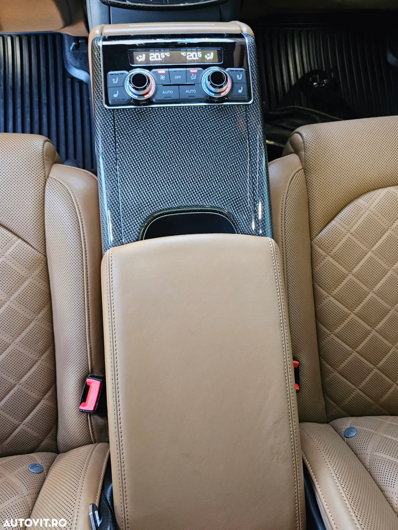 Audi S8 Plus 4.0 TFSI quattro Tiptronic - 10
