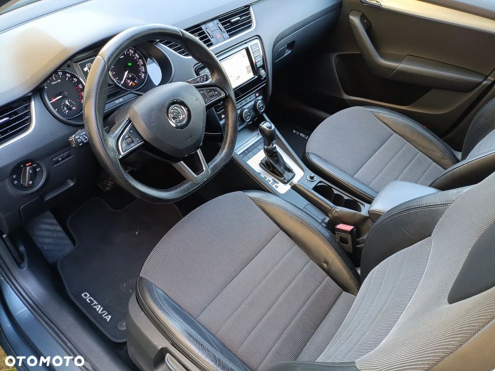 Skoda Octavia - 2