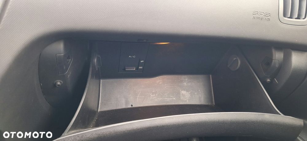 Kia Ceed 1.4 L - 26