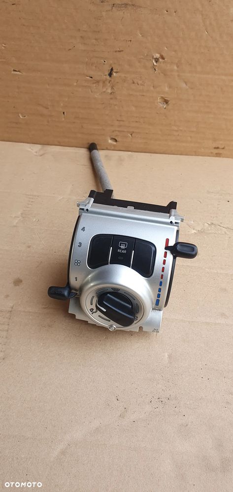 Panel nawiewu powietrza Smart Fortwo II A4519060600 - 1