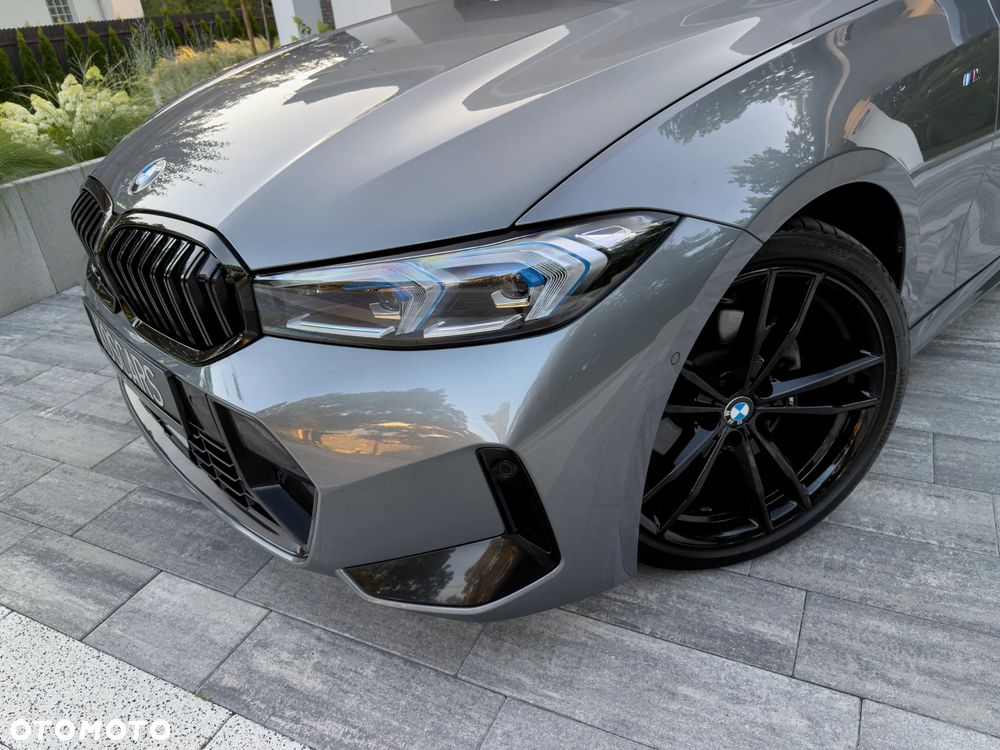 BMW Seria 3 320d xDrive mHEV M Sport - 9