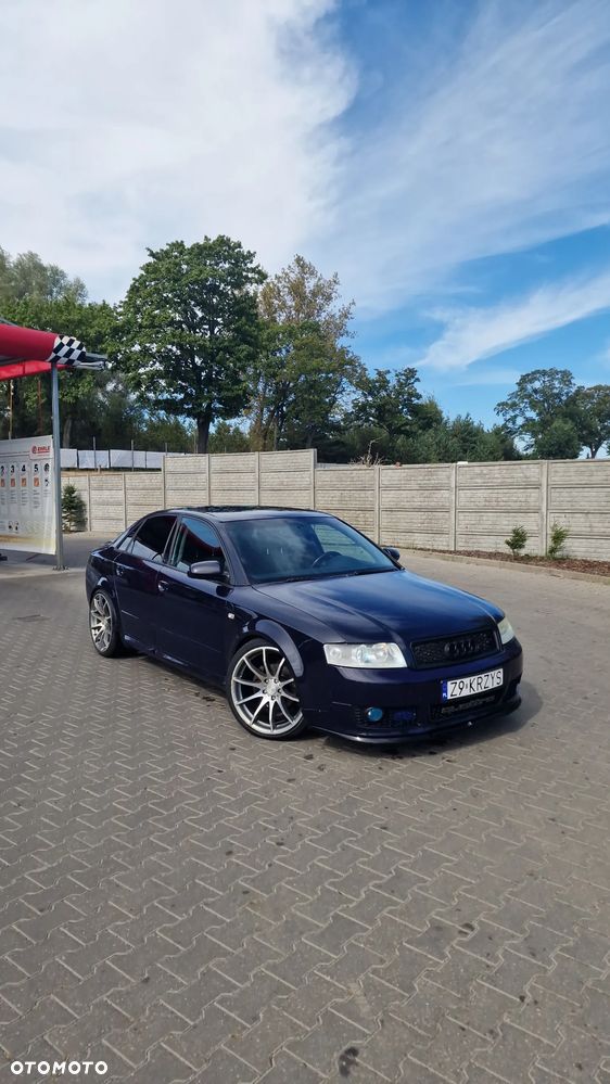 Audi A4 Avant - 1