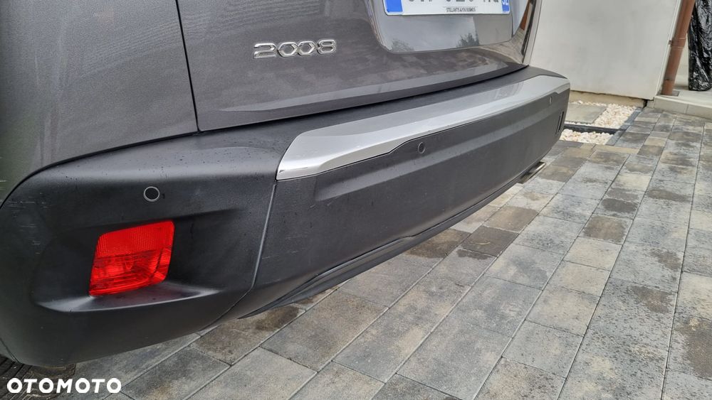 Peugeot 2008 BlueHDi 130 EAT8 Allure Pack - 22