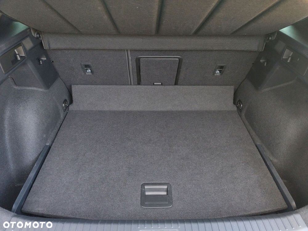 Cupra Formentor 1.5 eTSI mHEV DSG - 33