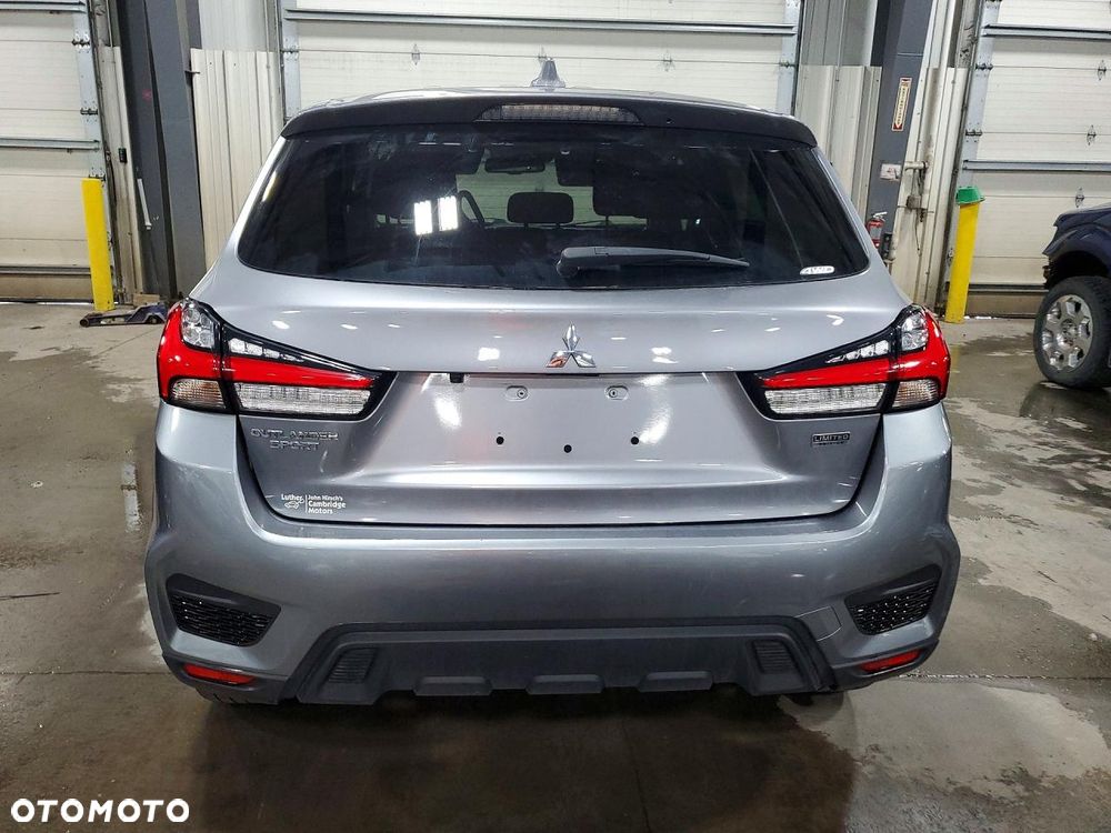Mitsubishi ASX - 5