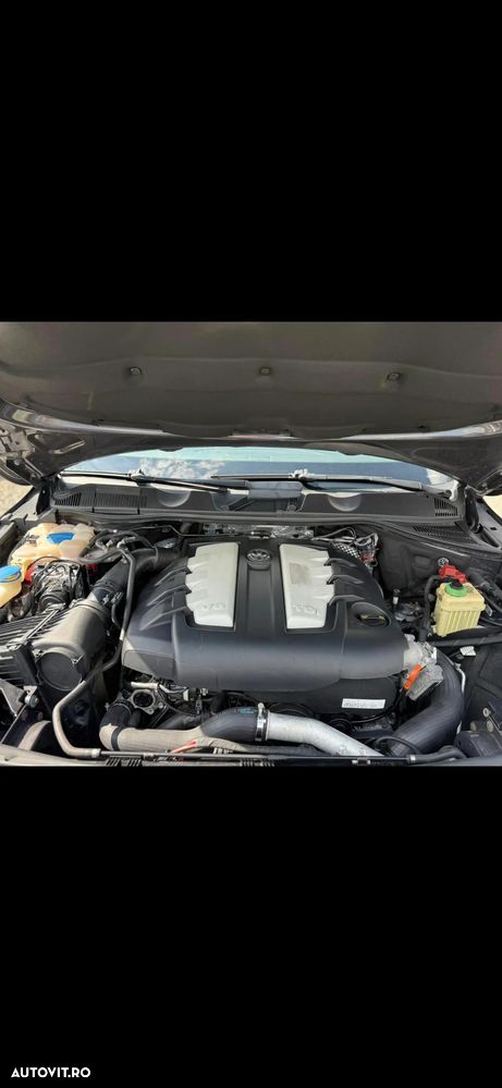 Volkswagen Touareg 3.0 V6 TDI Blue Motion DPF Automatik - 13