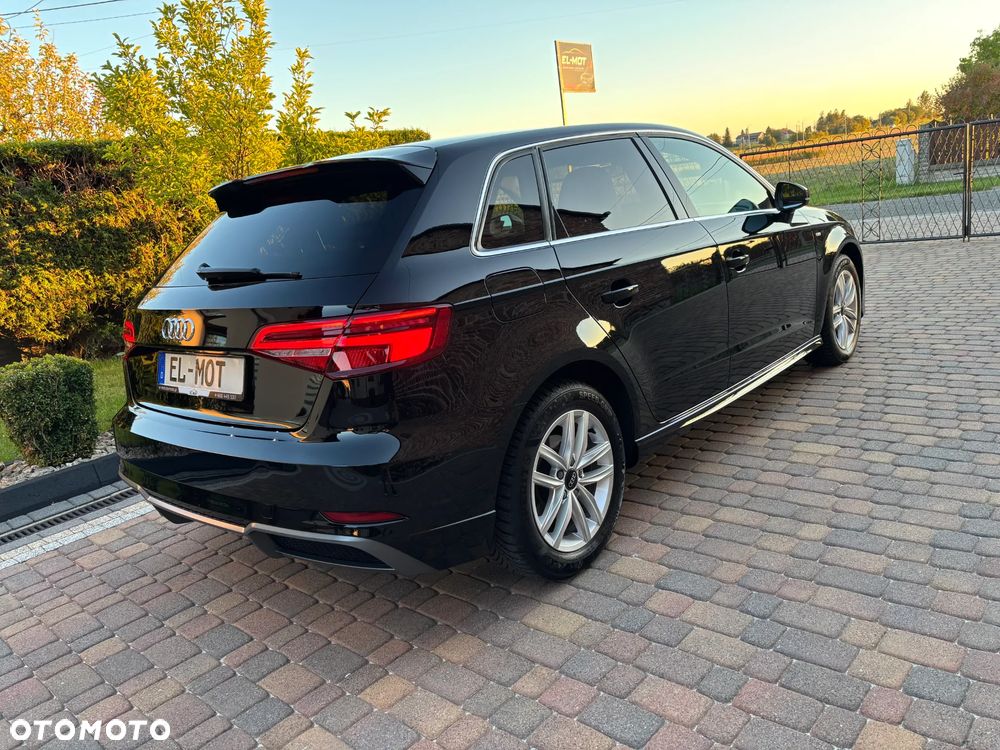 Audi A3 Sportback - 2