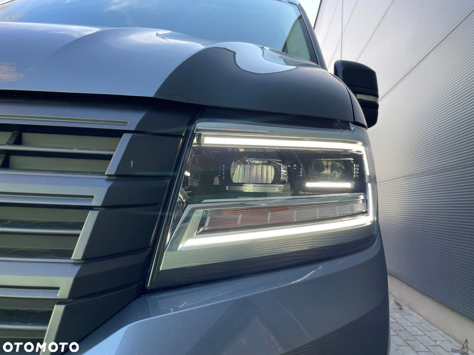 Volkswagen Crafter 35 2.0 TDI 140KM L4H3 3m 6bm - 30